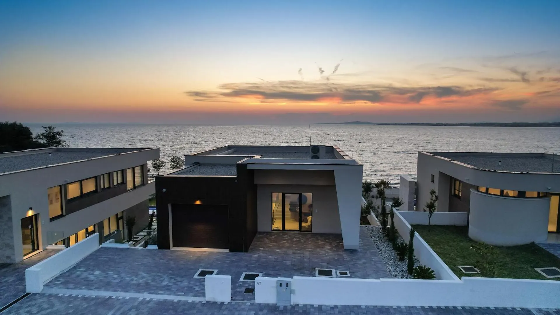 Adria Resort - Seafront Villa B