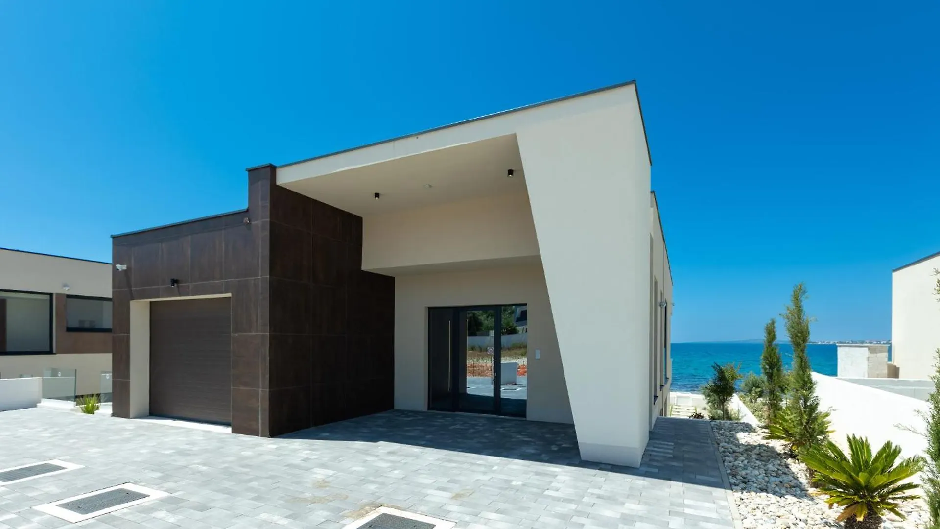 Adria Resort - Seafront Villa B